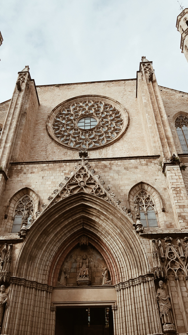 Обои Санта-Мария-дель-Мар, средневековье, Базилика Санта-Мария-дель-Мар, средневековая архитектура, архитектура в разрешении 750x1334