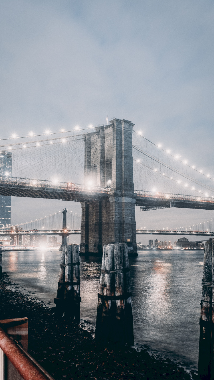Обои манхэттенский мост, Бруклинский мост, вода, мост, городской район в разрешении 750x1334
