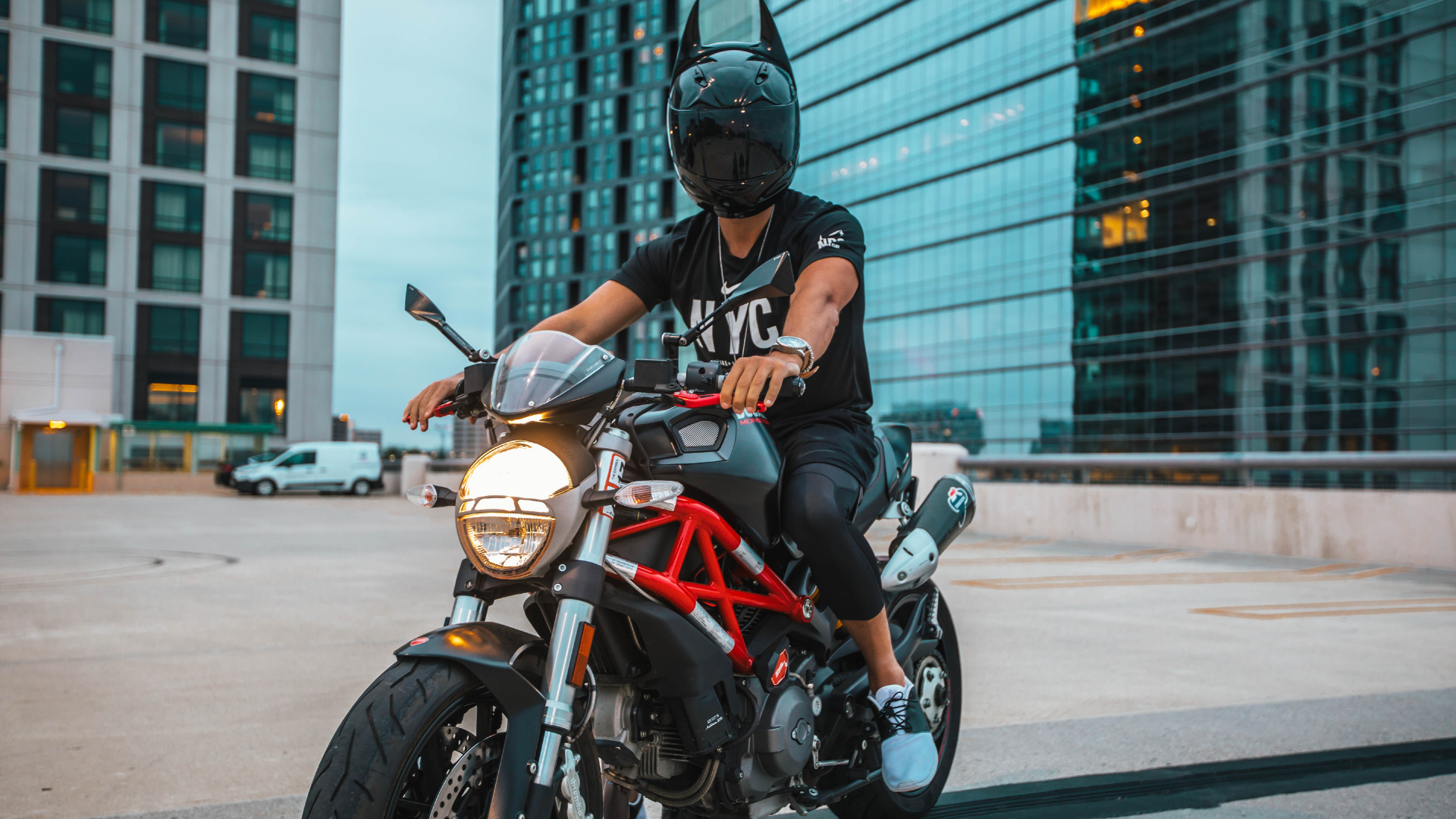 Обои мотоцикл, мотоспорт, каскадер, авто, Чоппер в разрешении 1920x1080