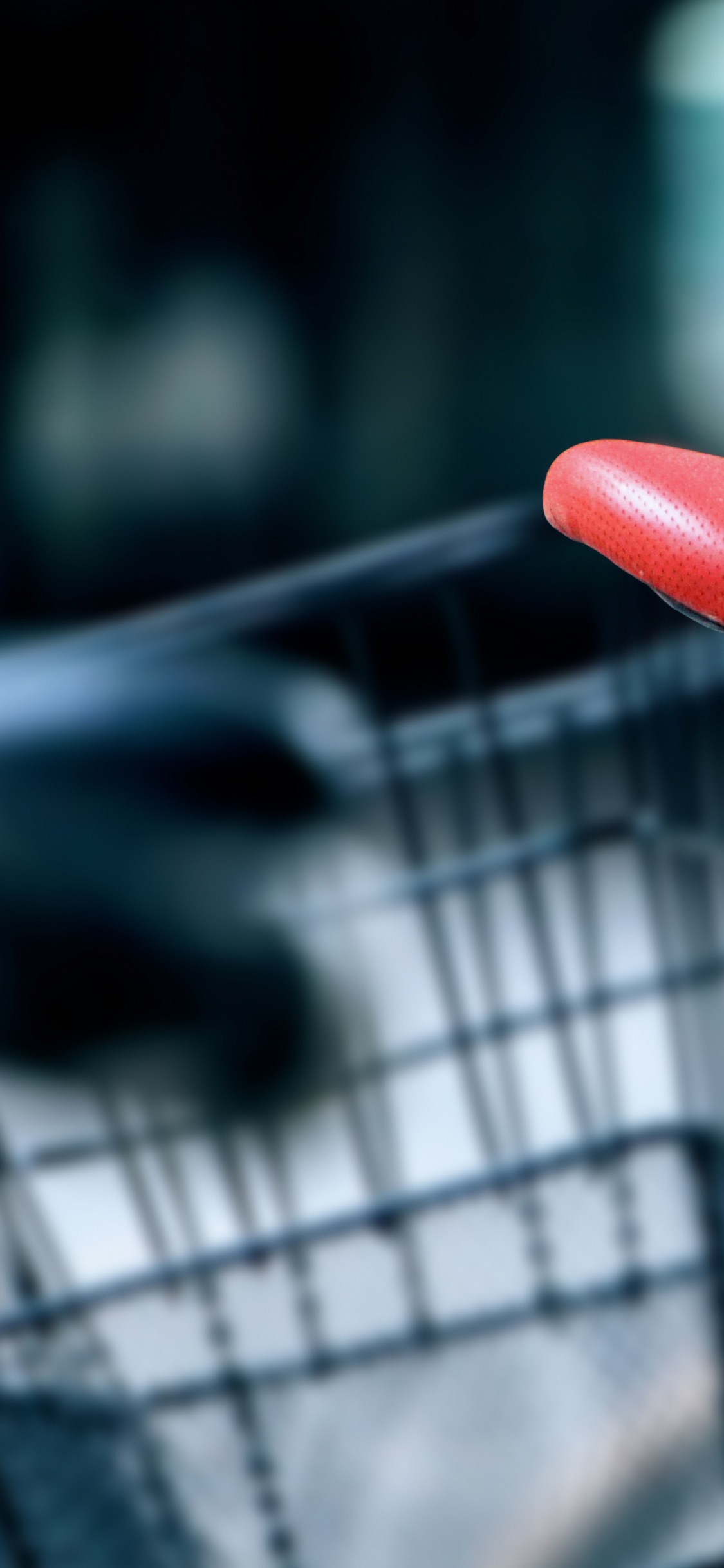 Обои велосипед, велосипедное седло, части велосипеда, красный цвет, велосипедная рама в разрешении 1125x2436