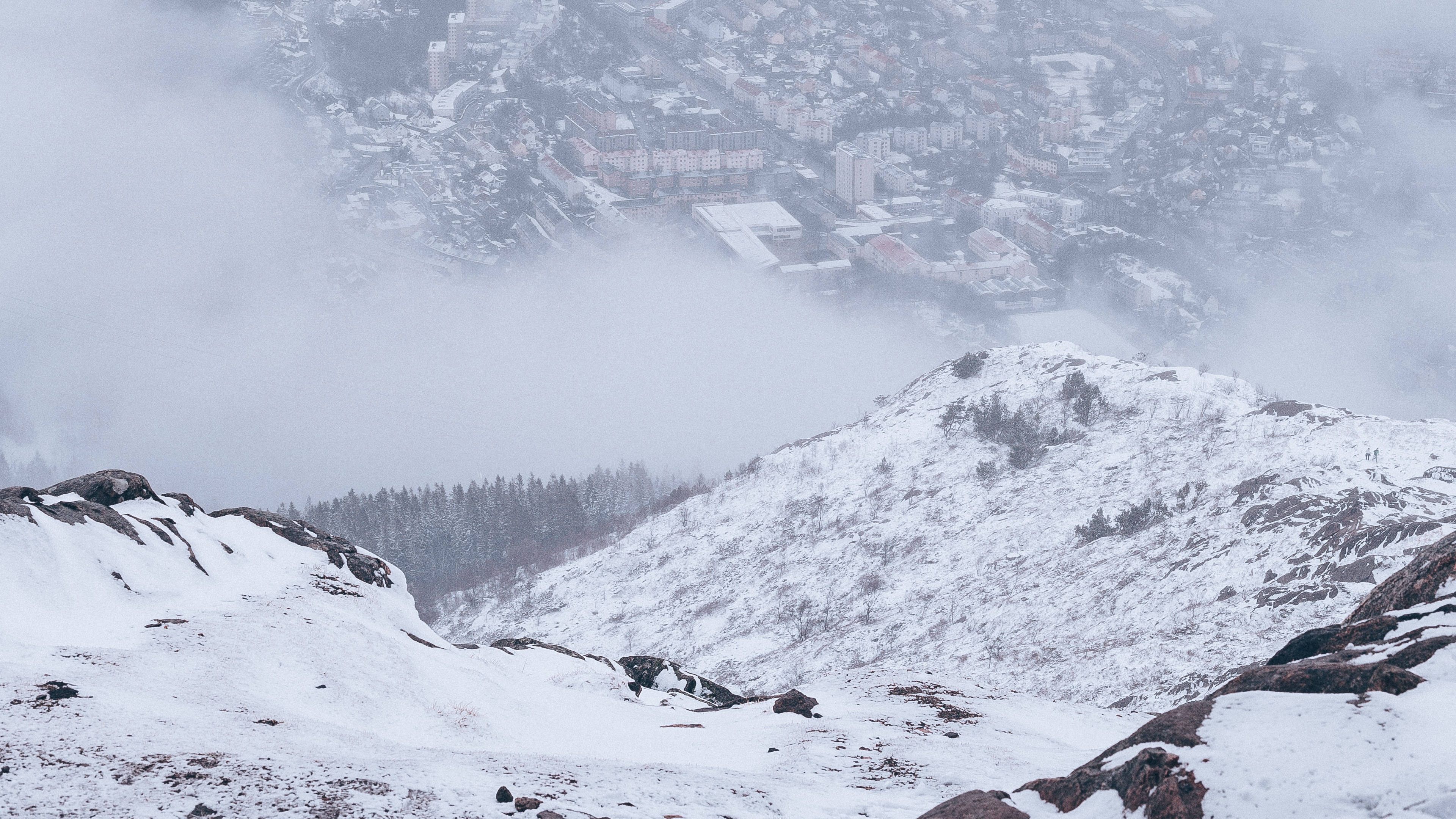 Обои замораживание, снег, угрюмость, горный рельеф, Упал в разрешении 3840x2160