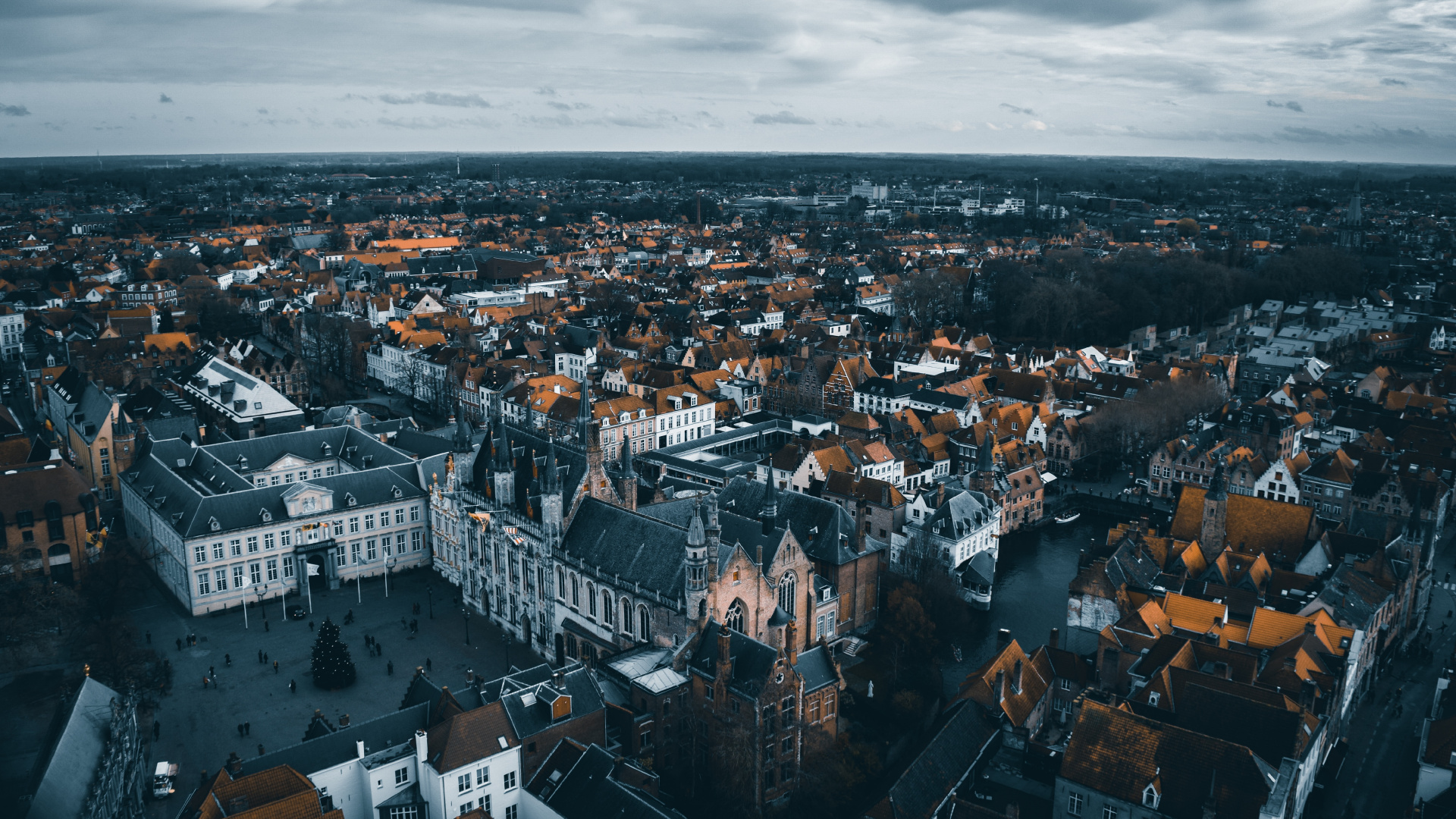 Обои населенный пункт, городской район, Брюгге, с высоты птичьего полета, вышка в разрешении 1920x1080
