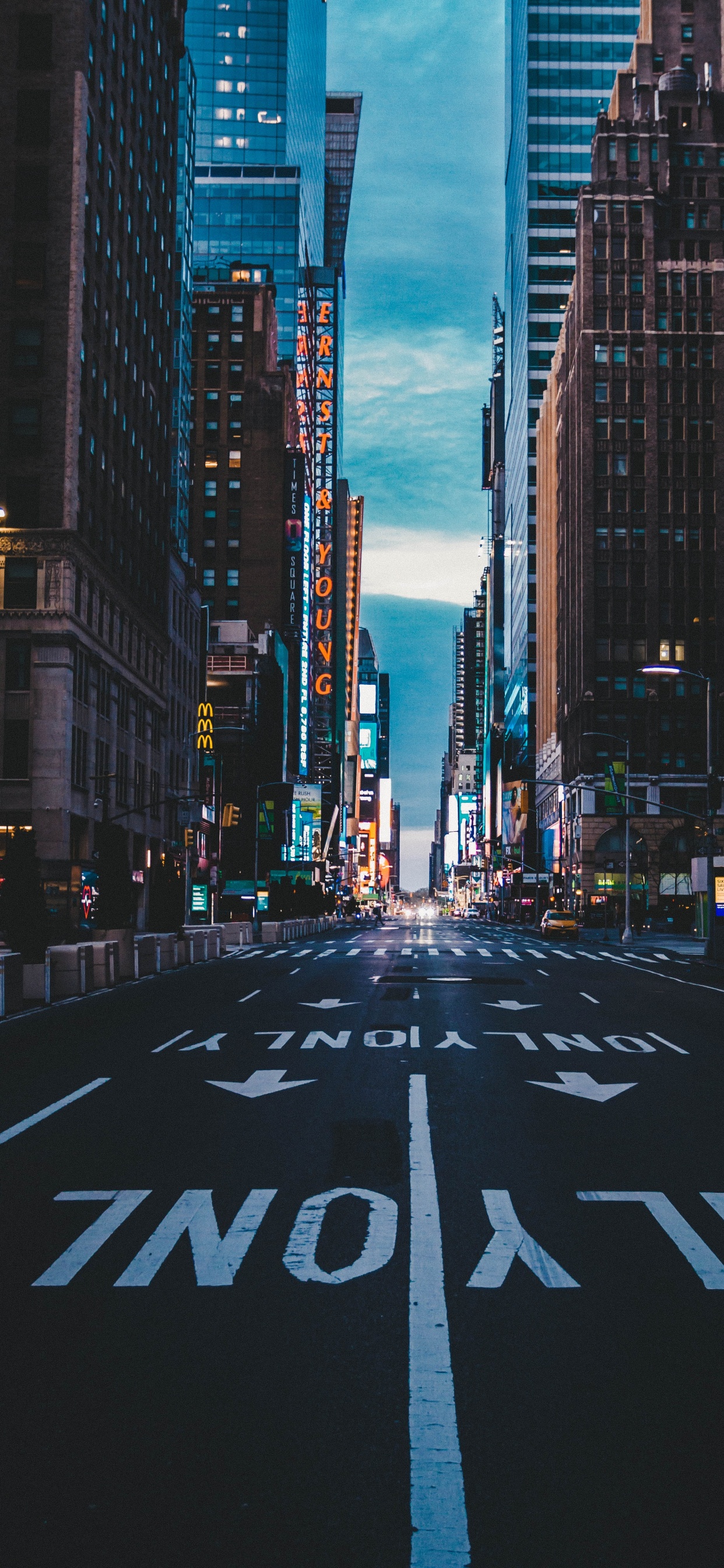 Обои НьюЙорк, улице Нью-Йорка, улица, Манхеттен, здание в разрешении 1242x2688