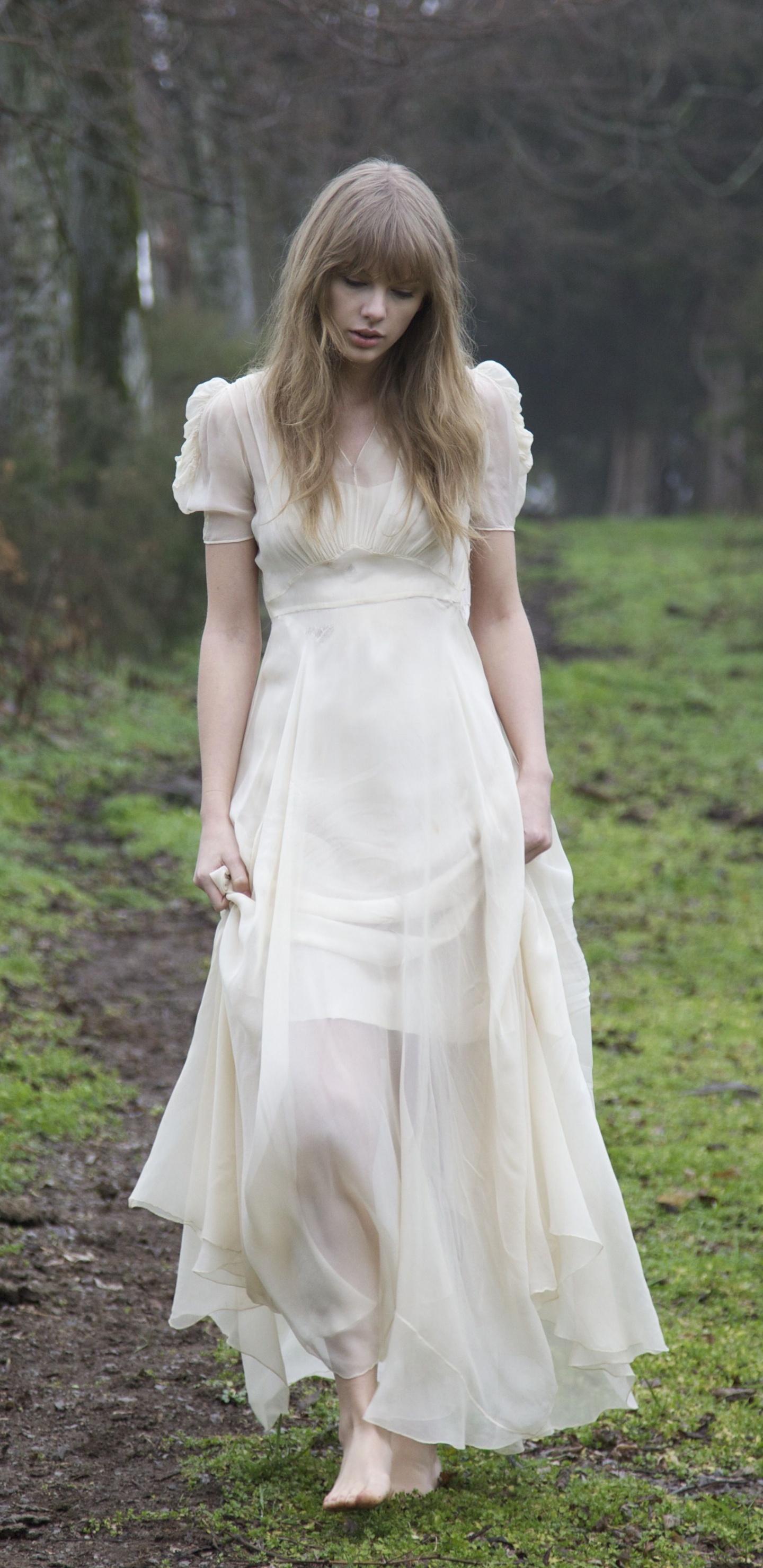 Обои Корпорация Microsoft, Тэйлор Свифт, Люди в природе, одежда, окружающая среда в разрешении 1440x2960