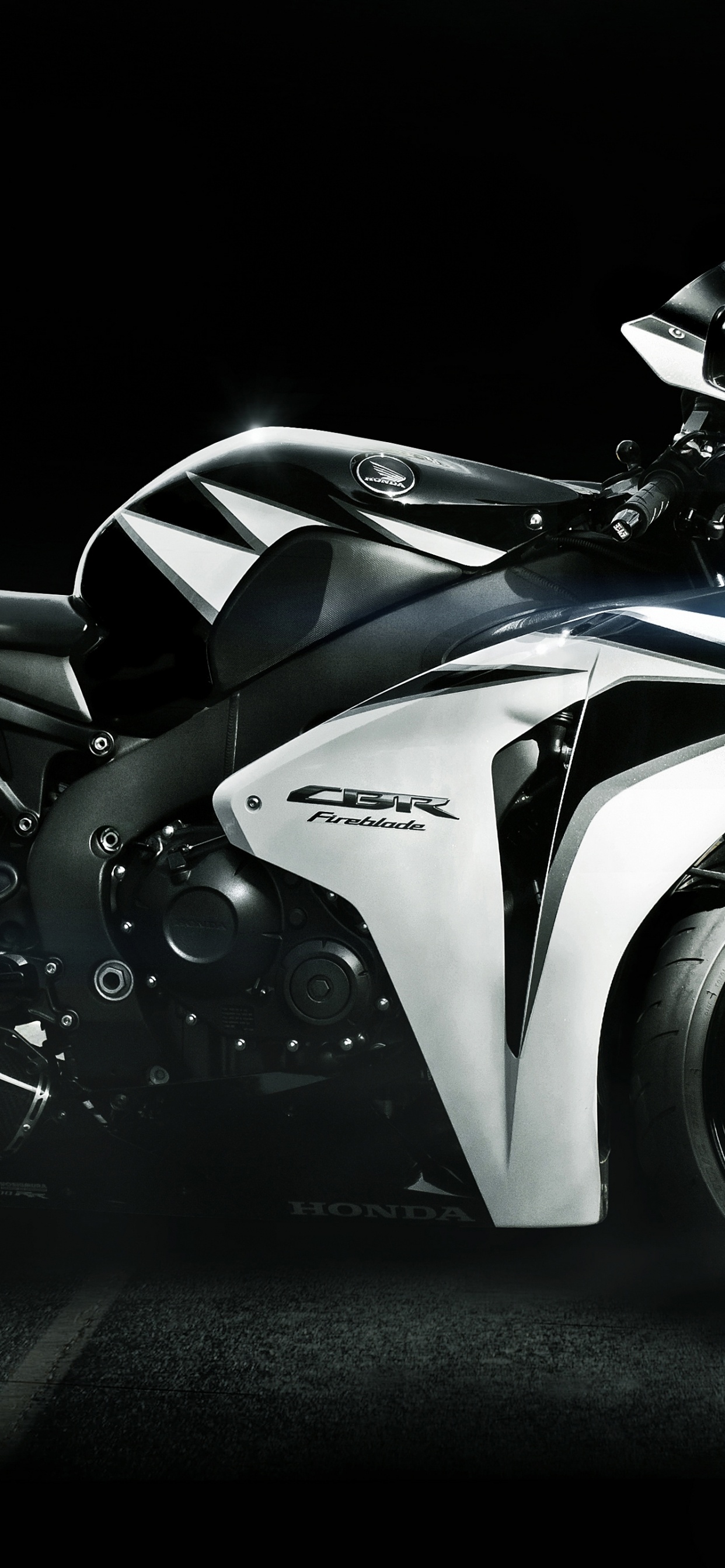 Обои Хонда Огненный, белые, мотоцикл, фара, ЦБР в разрешении 1242x2688