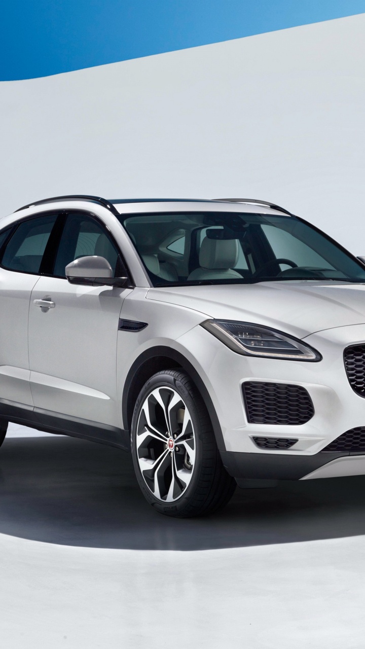 Обои Ягуар Е-ПАСЕ, 2018 jaguar e-pace, 2020 jaguar f-pace, автомобили jaguar, легковые автомобили в разрешении 720x1280