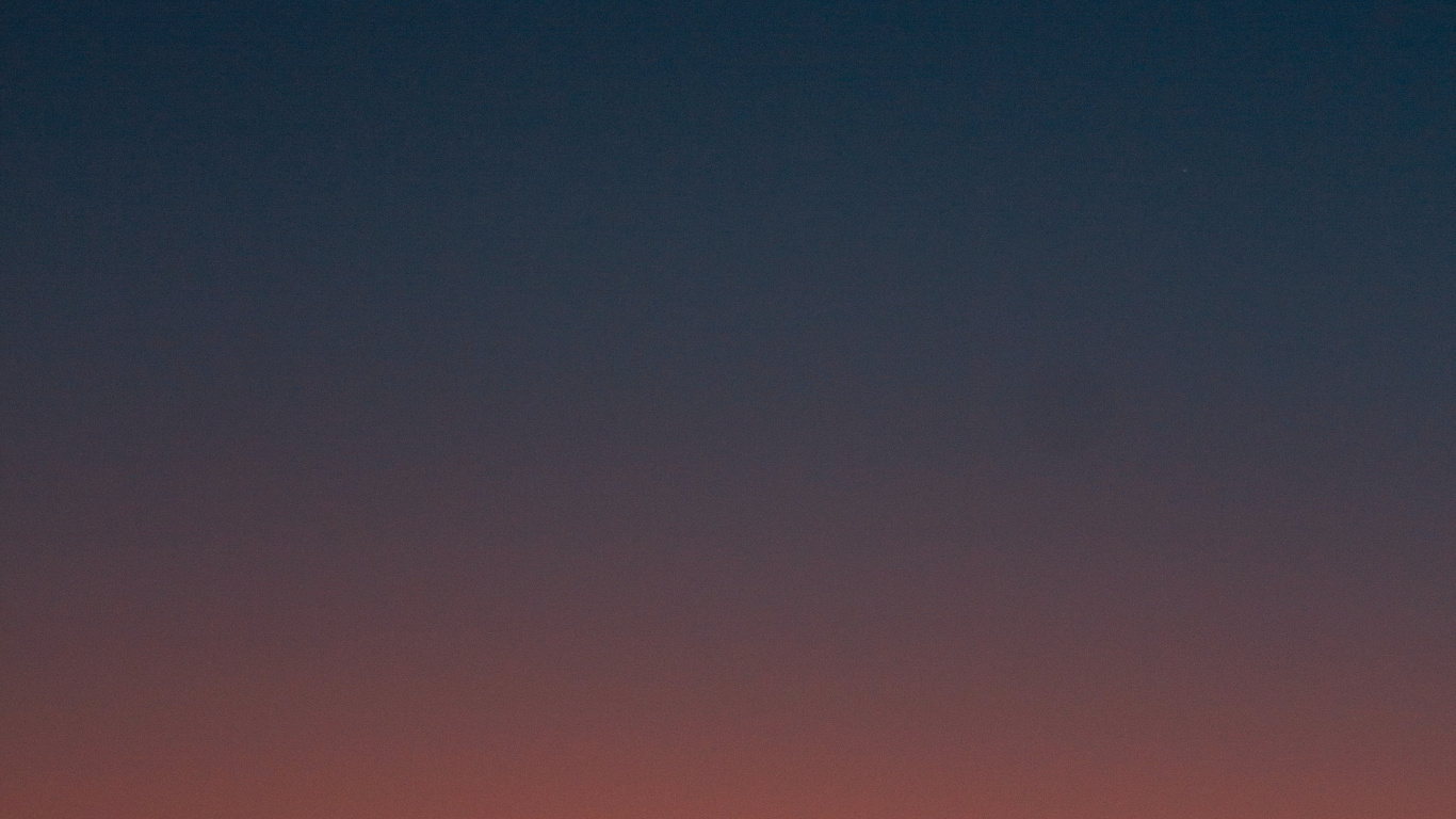 Обои вечер, атмосфера, луна, свет, полумесяц в разрешении 1366x768