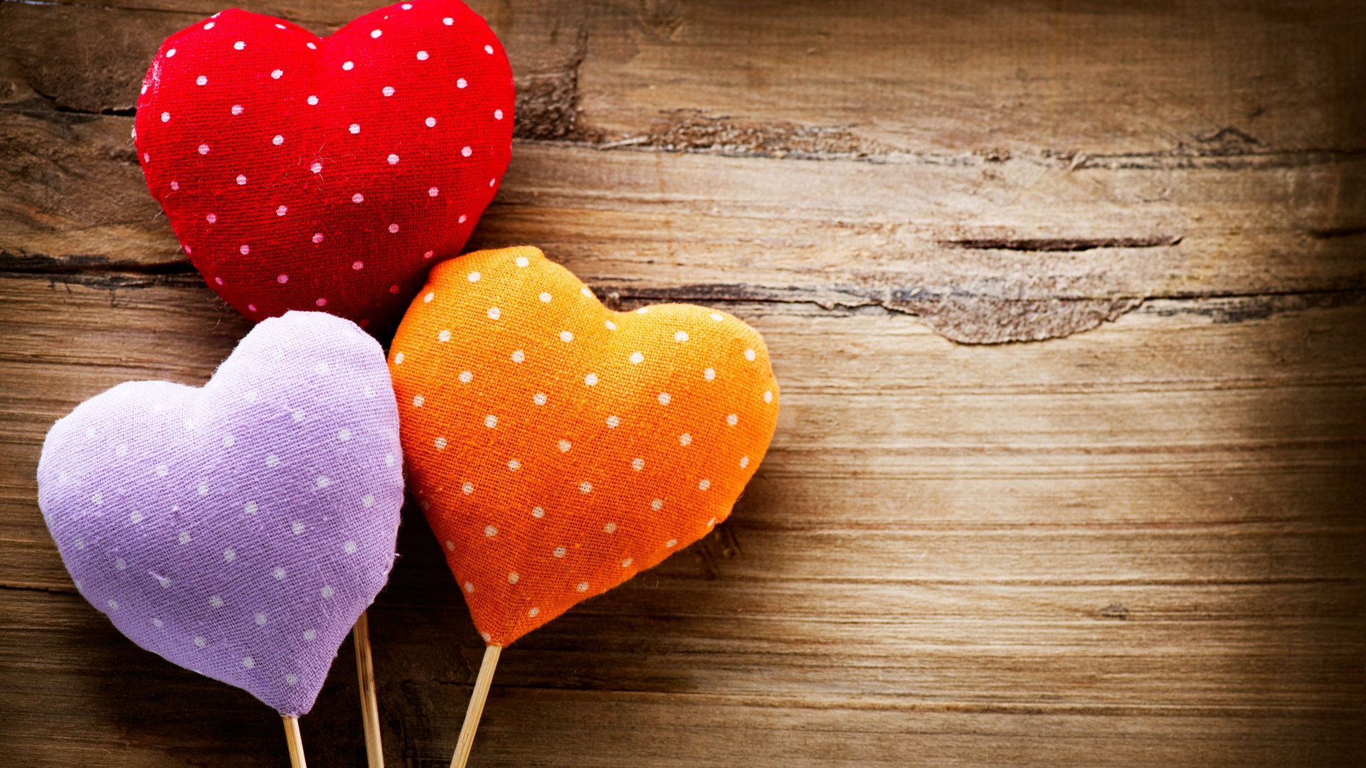 Обои сердце, День Святого Валентина, любовь, 3 красочные сердца плакат 36x24 дюйма в разрешении 1920x1080