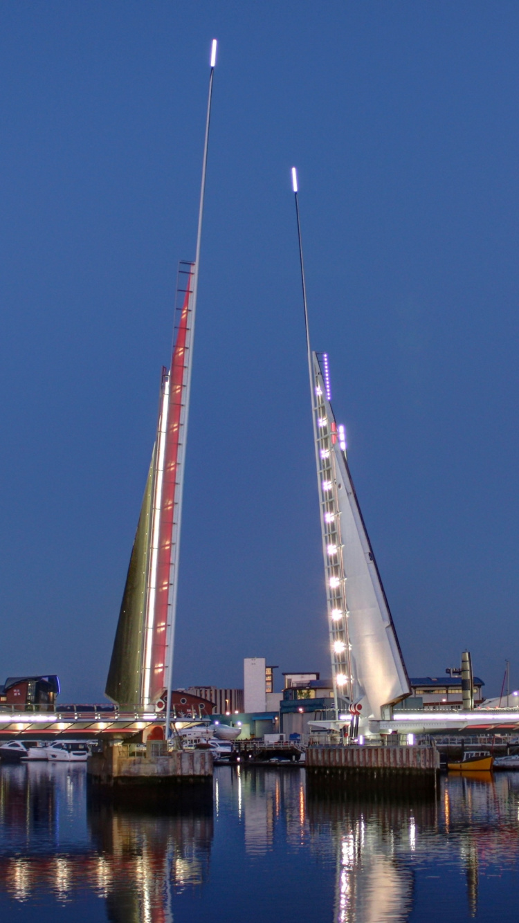 Обои мост, Две Мостик Паруса, раскрывающийся мост, подъемный мост, вышка в разрешении 750x1334