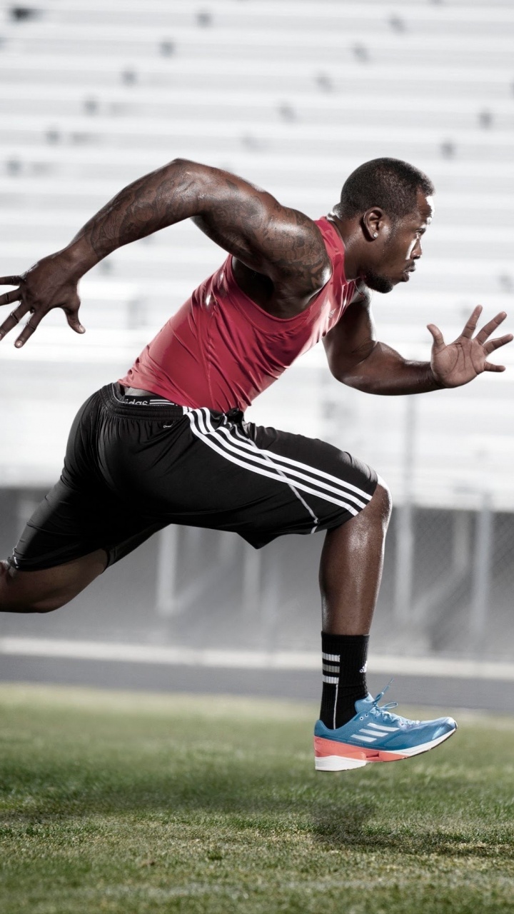 Обои adidas, занятие спортом, спортивные тренировки, игрок, спортсмен в разрешении 720x1280