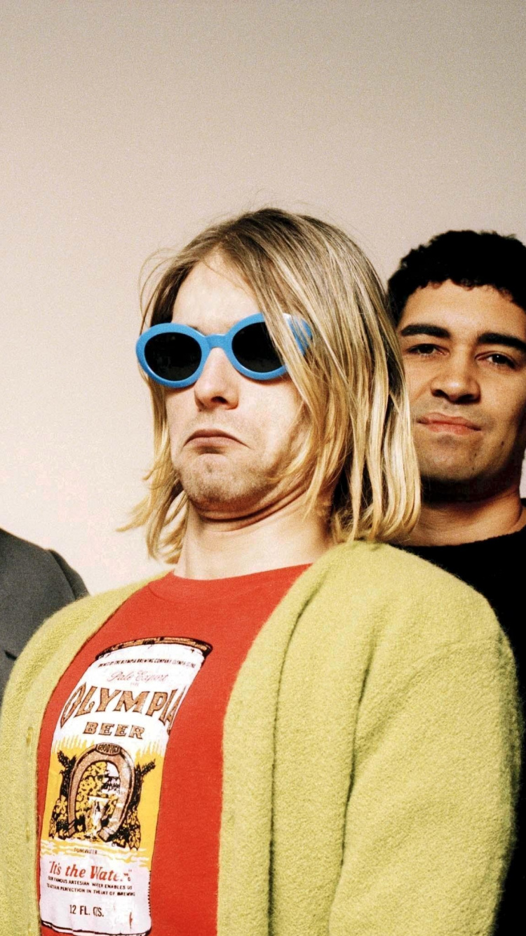 Обои Пэта Смира, Дэйв Грол, нирвана, очки, социальная группа в разрешении 750x1334