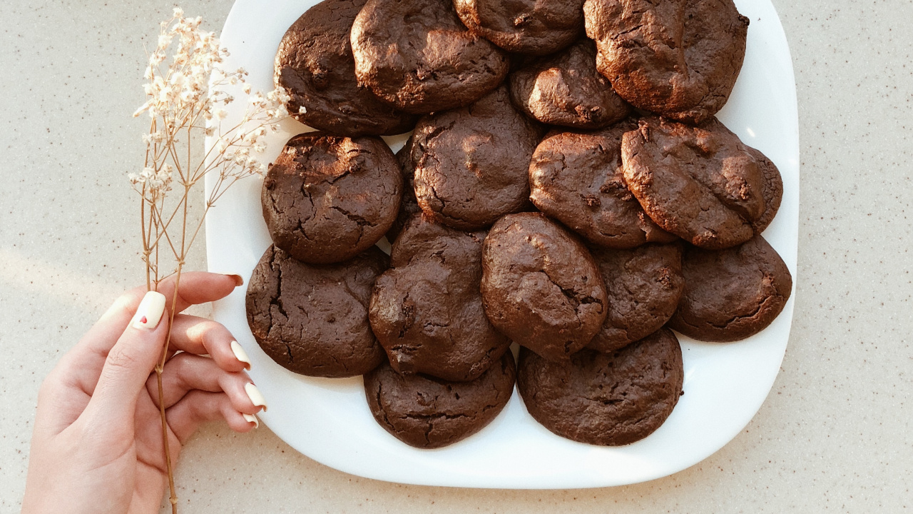 Обои печенье и сухари, шоколадный брауни, выдумка, выпечка, lebkuchen в разрешении 1280x720