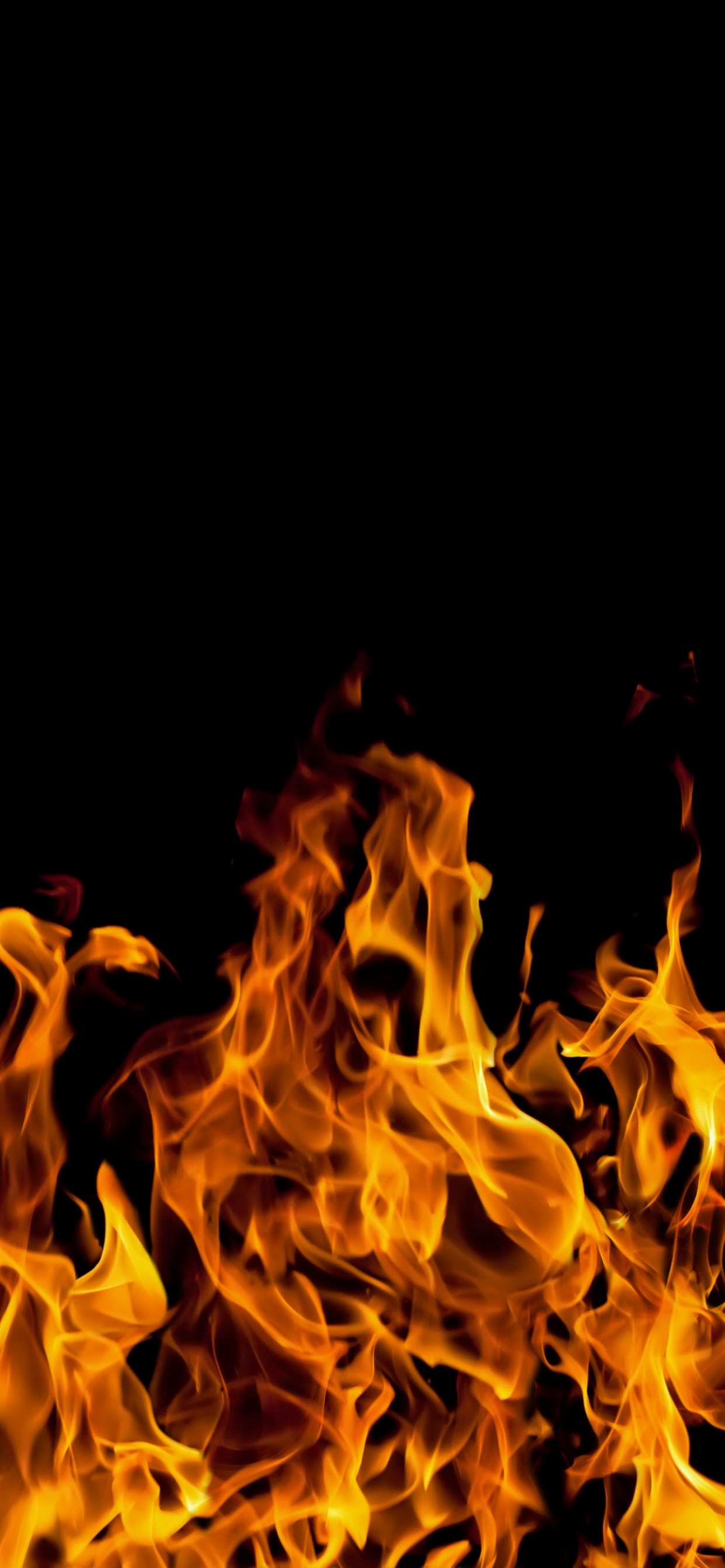 Обои огонь, пламя, тепло, костер, ребенок в разрешении 1242x2688