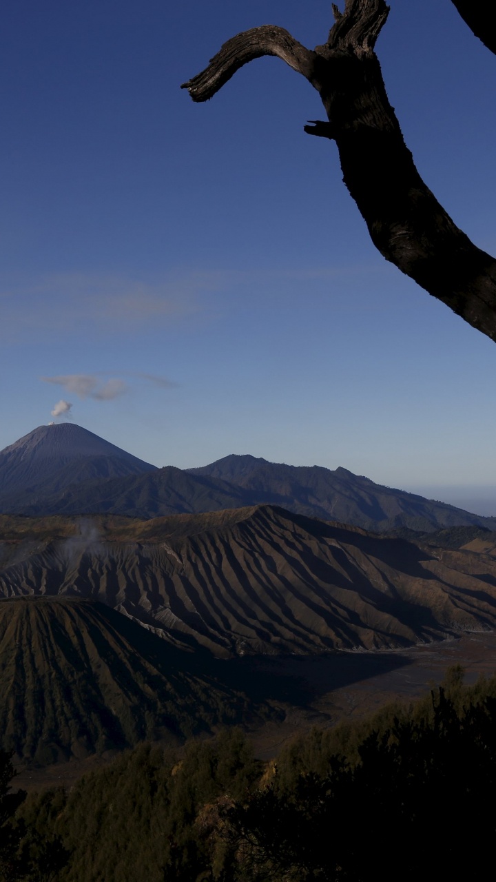 Обои национальный парк, Горы Pananjakan, Yadnya Касада, горный рельеф, пейзажи гор в разрешении 720x1280