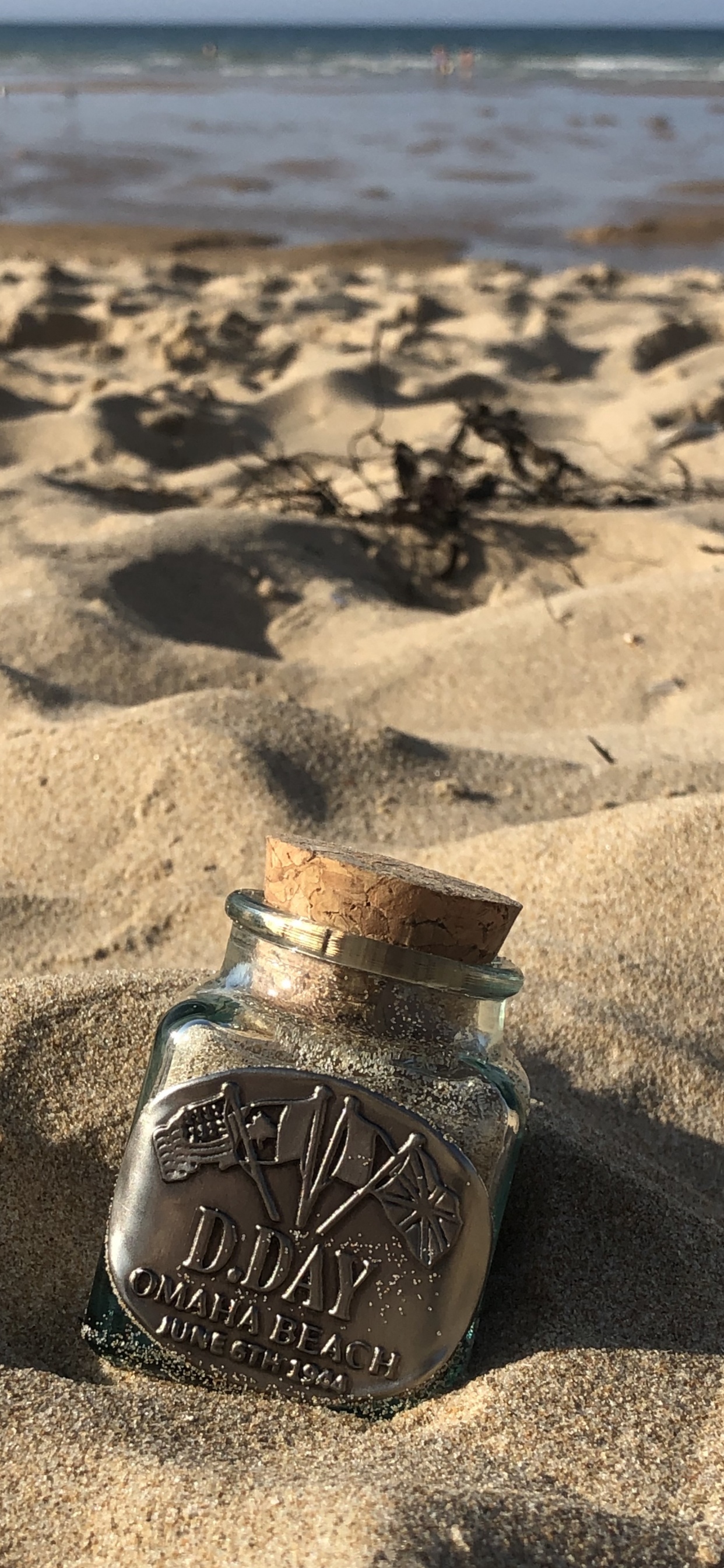 Обои Франция, песок, вода, пляж, солонка и перец в разрешении 1242x2688