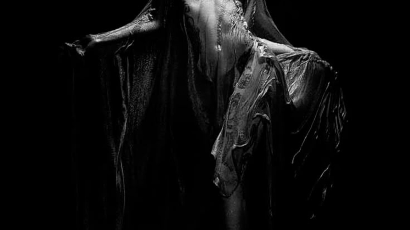 Обои монохромный, визуальное искусство, скульптура, дизайн, арт в разрешении 1366x768