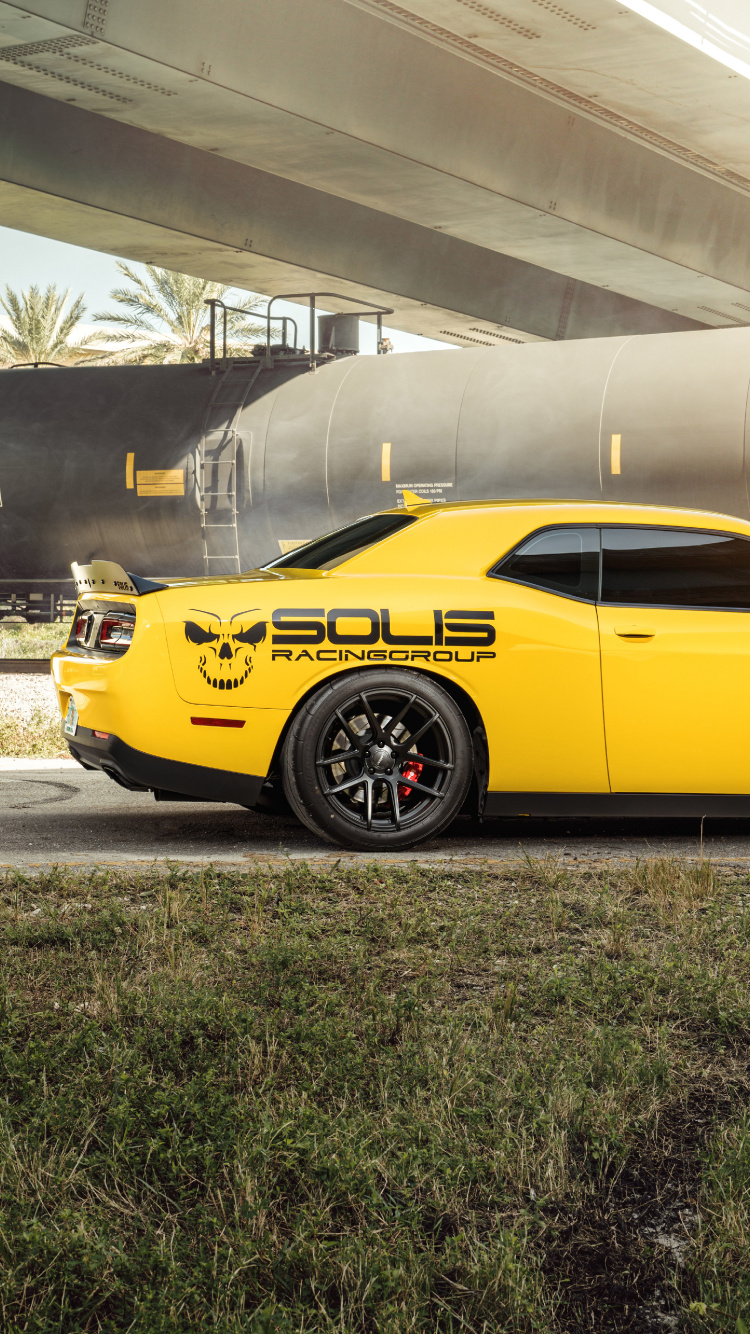 Обои обод, dodge, авто, желтый, мускул кар в разрешении 750x1334