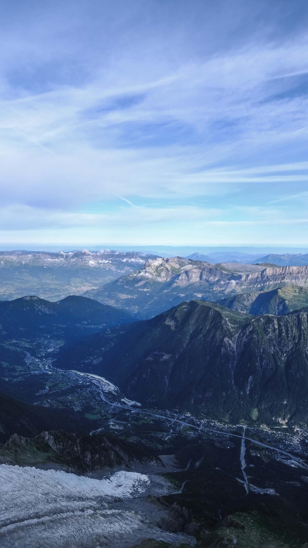 Обои облако, атмосфера, гора, нагорье, природный ландшафт в разрешении 1080x1920