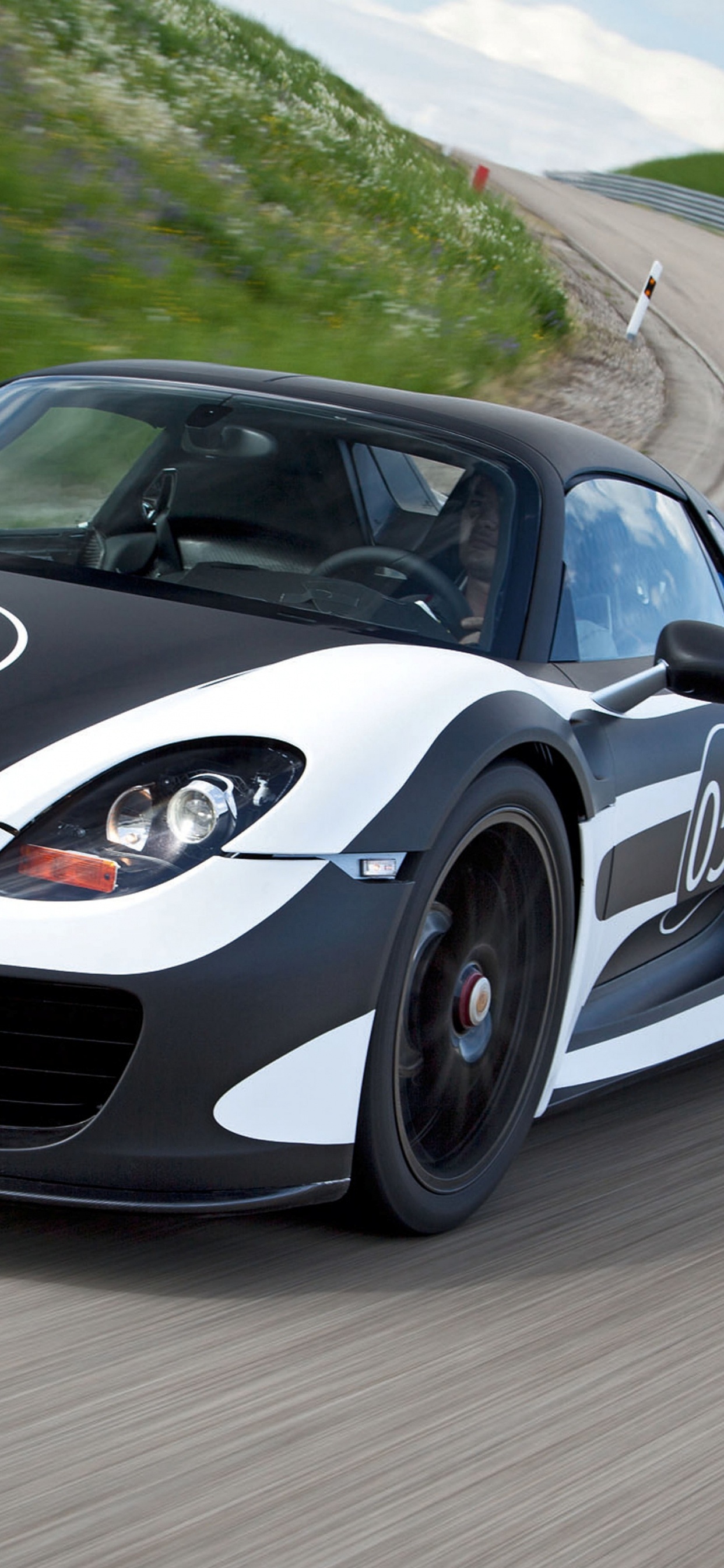 Обои Порше 918 Спайдер, Порше, Порше 911, авто, спорткар в разрешении 1242x2688