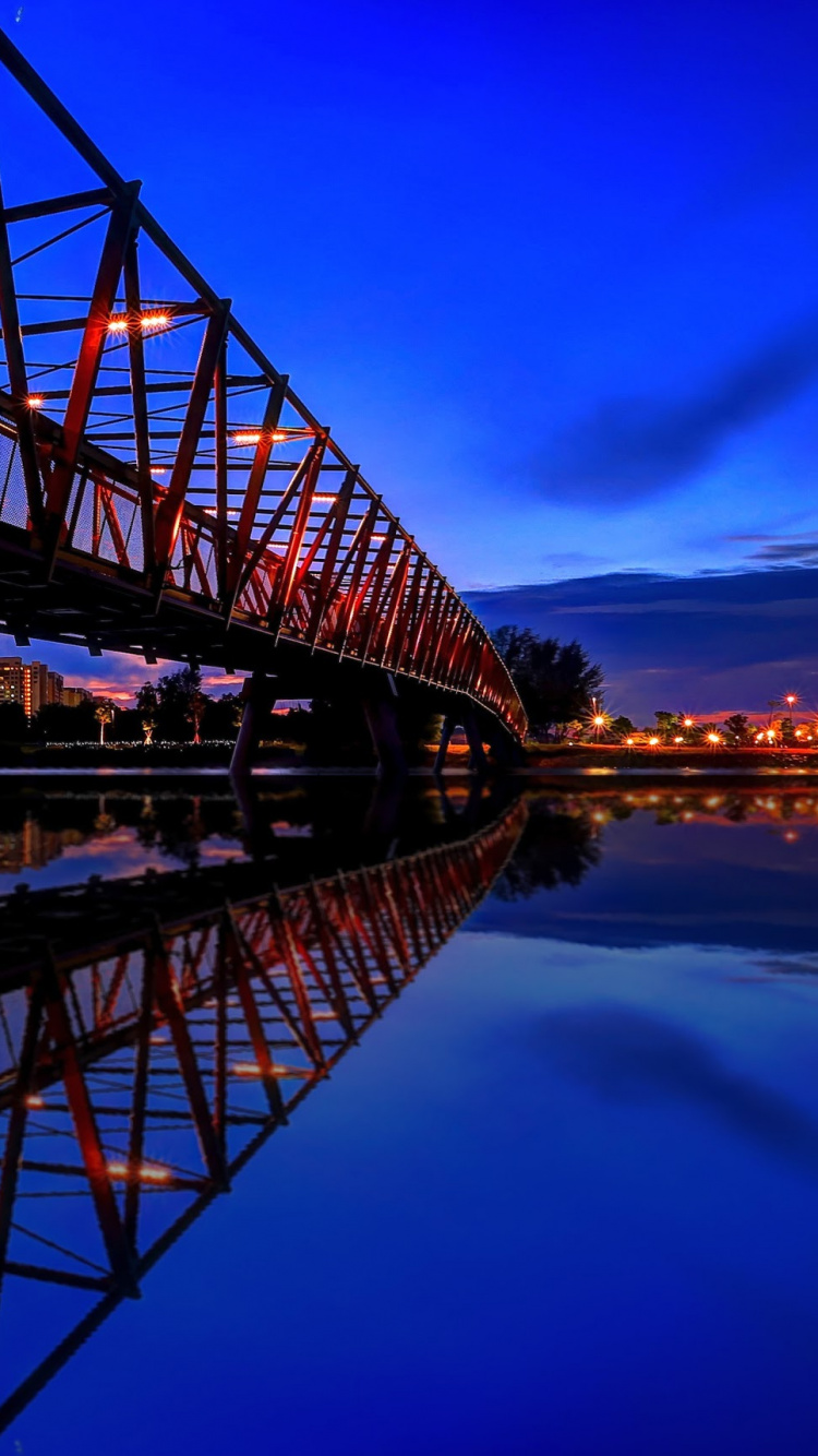 Обои отражение, мост, вечер, сумрак, ночь в разрешении 750x1334