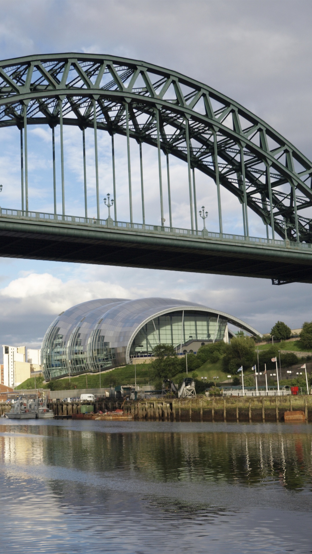 Обои Мост Тайн, Мост Тысячелетия В Гейтсхеде, мост, арочный мостик, воздушная линия в разрешении 1080x1920