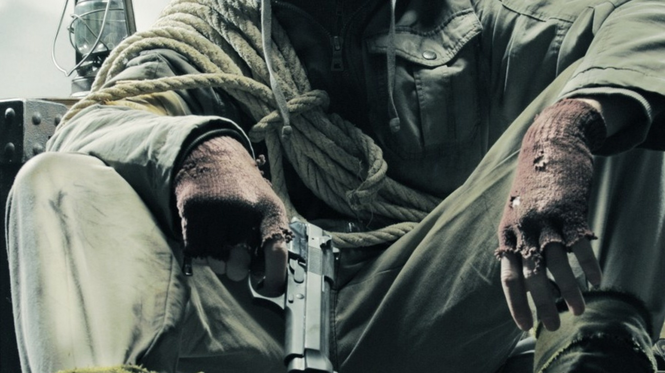 Обои противогаз солдат, противогаз, стр100, респиратор, камуфляж в разрешении 1366x768