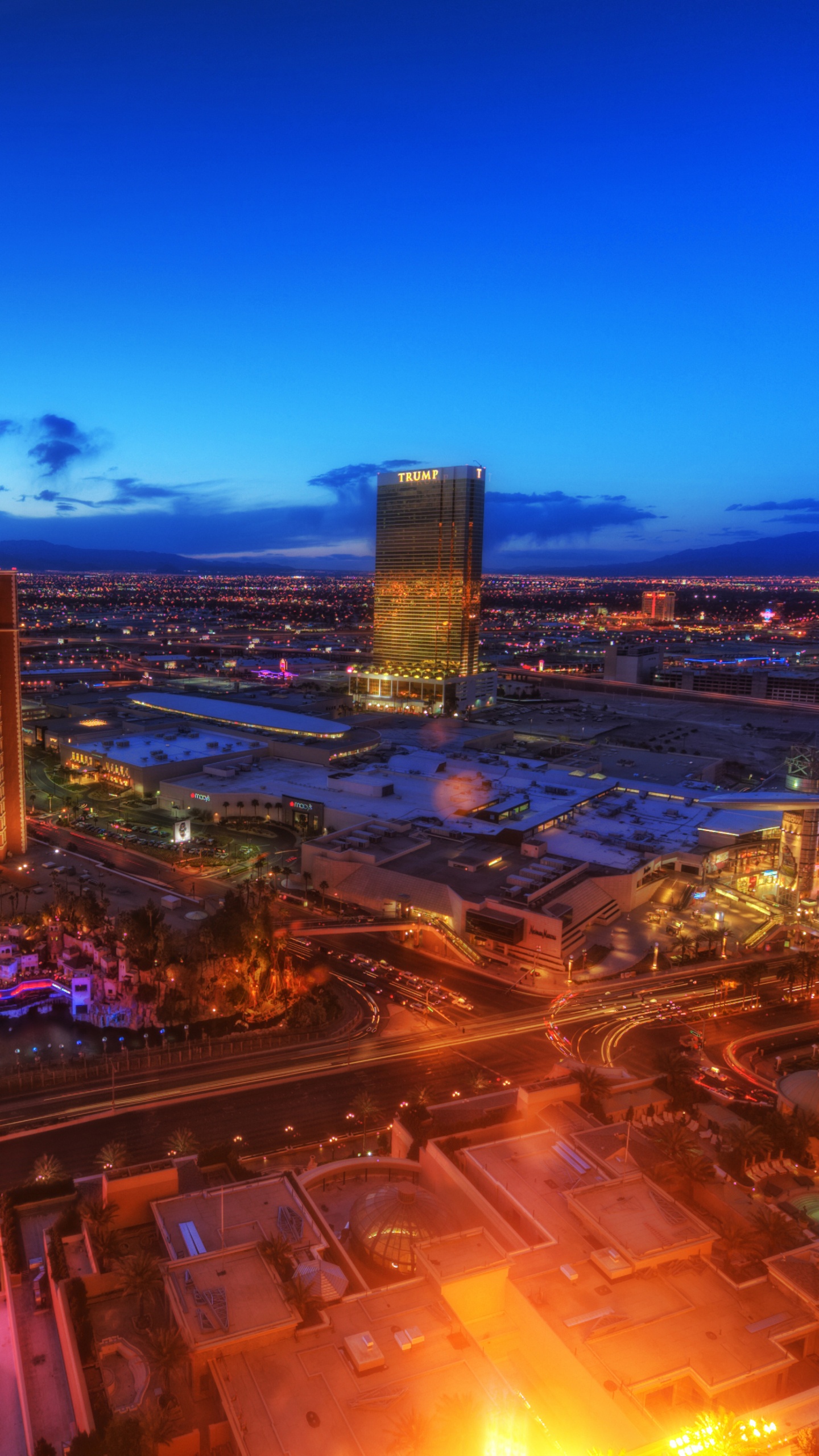 Обои городской пейзаж, город, городской район, метрополия, ориентир в разрешении 1440x2560