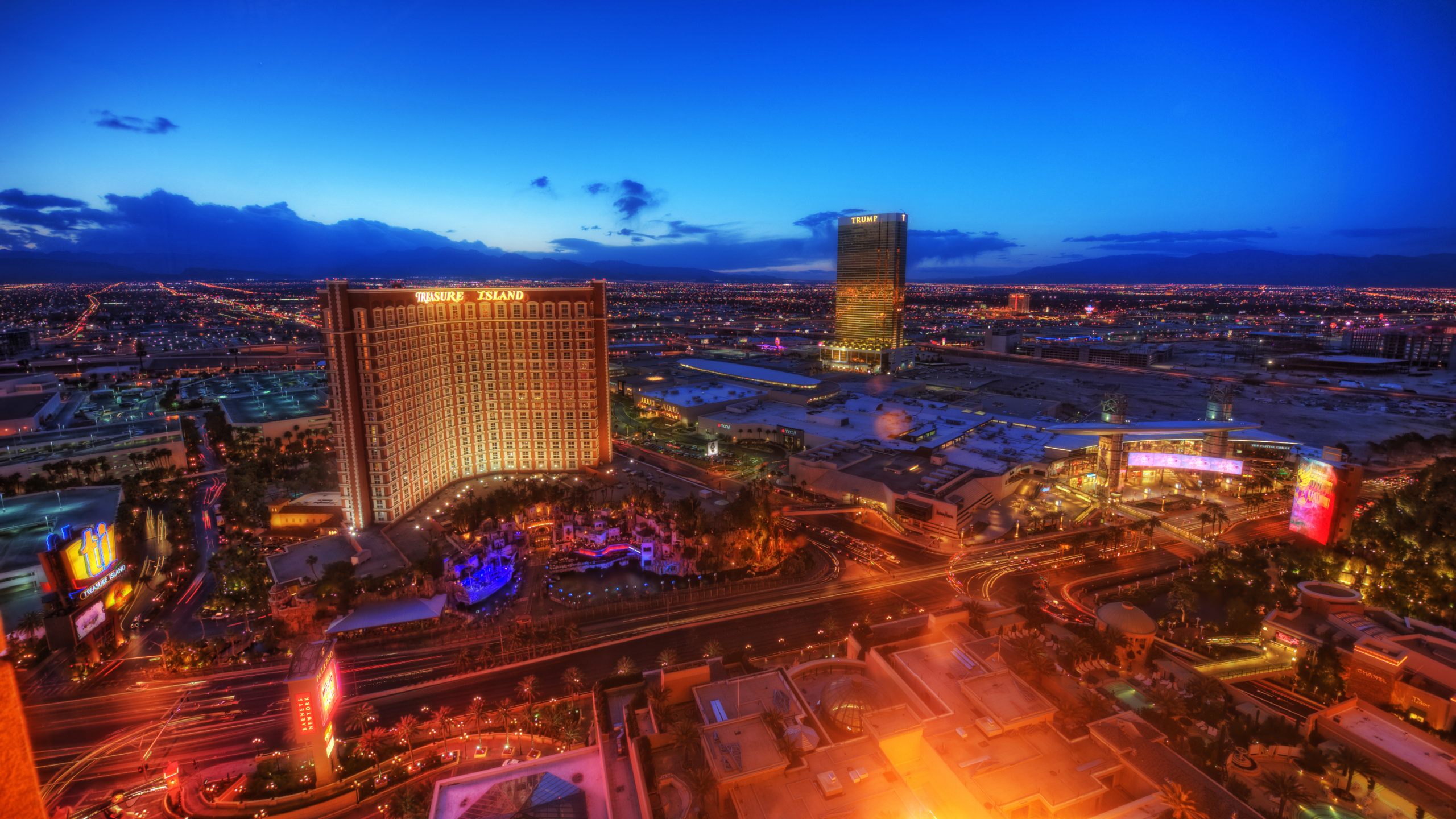 Обои городской пейзаж, город, городской район, метрополия, ориентир в разрешении 2560x1440