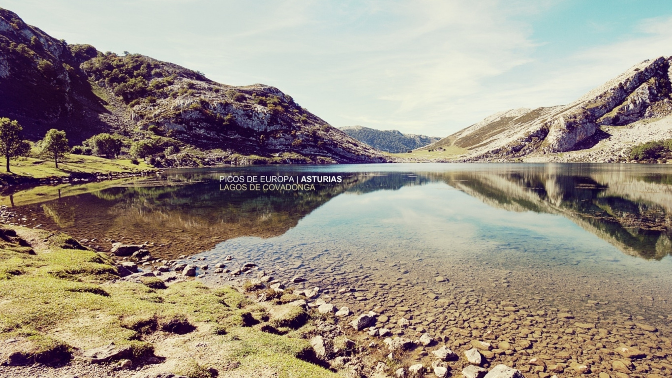 Обои пейзажная живопись, горный рельеф, нагорье, дикая местность, вода в разрешении 1366x768