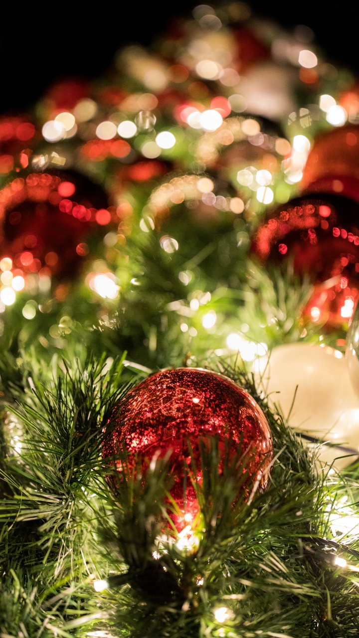 Обои освещение, гирлянда, елка, орнамент, Рождество в разрешении 720x1280