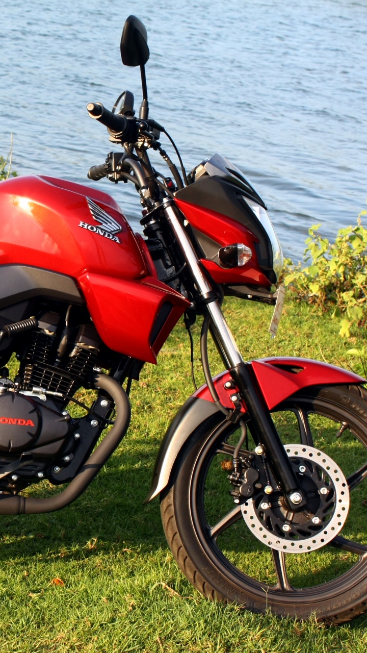 Обои Хонда ЦБ триггера, Honda Motor Company, Компания Honda CB150R, мотоцикл, авто в разрешении 720x1280