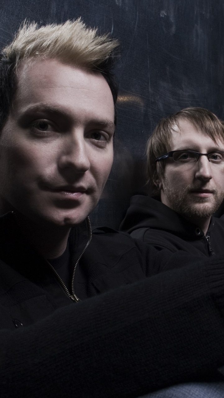 Обои Тысяч Футов Krutch, альтернативный рок, музыка в разрешении 720x1280