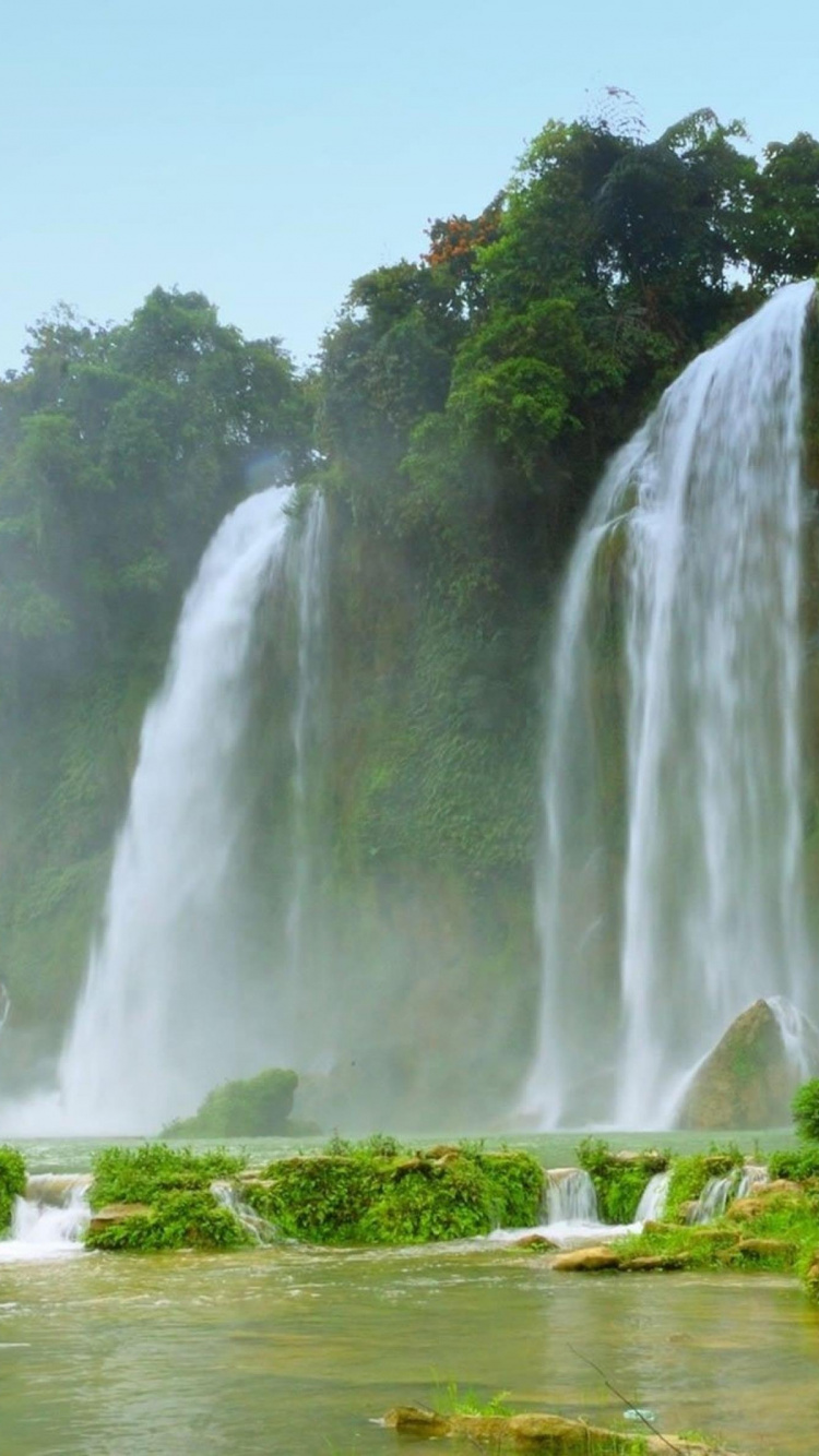 Обои природа, водопад, гидроресурсы, водоем, вода в разрешении 750x1334