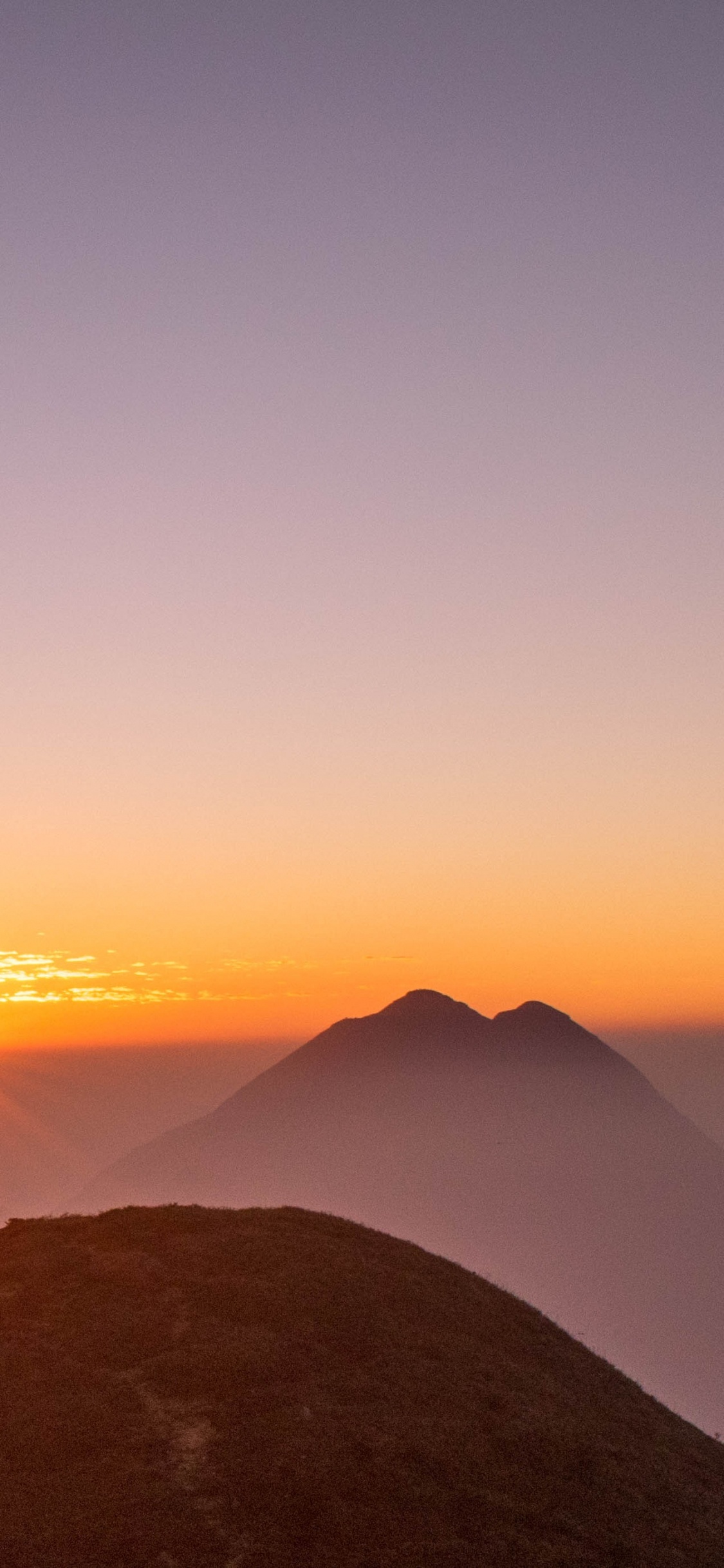 Обои закат, горизонт, восход солнца, утро, гора в разрешении 1125x2436