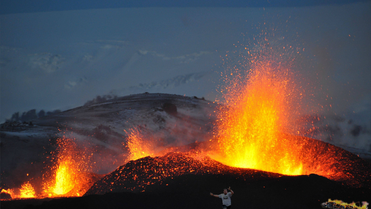 Обои лава, вулкан, стратовулкан, купол лавы, типы вулканических извержений в разрешении 1280x720
