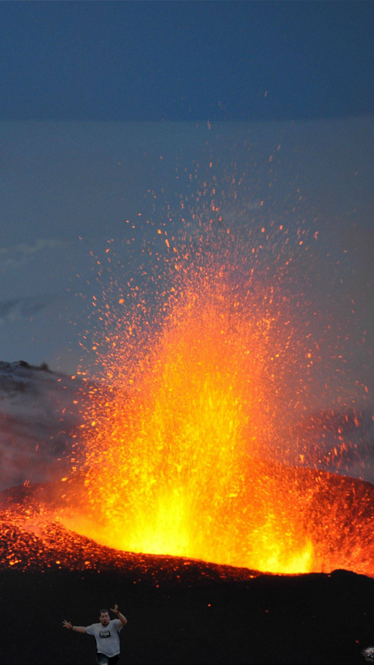 Обои лава, вулкан, стратовулкан, купол лавы, типы вулканических извержений в разрешении 750x1334