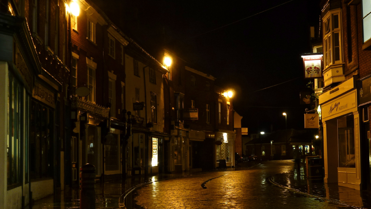 Обои ночь, уличный фонарь, улица, городок, освещение в разрешении 1280x720