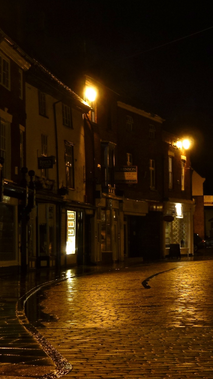 Обои ночь, уличный фонарь, улица, городок, освещение в разрешении 720x1280