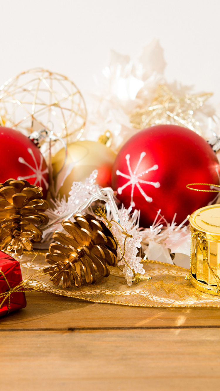Обои Рождественский день, рождественский орнамент, Рождественские украшения, Рождество, Новый год в разрешении 750x1334