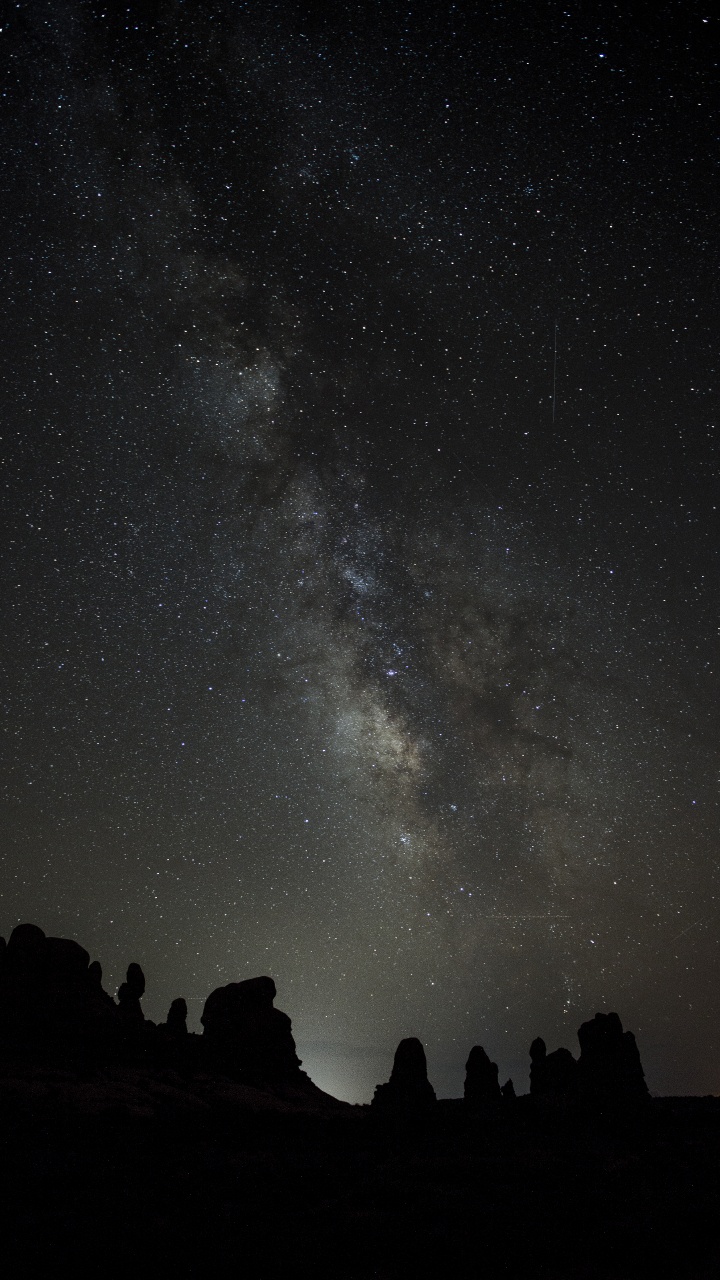 Обои Млечный Путь, звезда, Галактика, Астрономия, черный в разрешении 720x1280