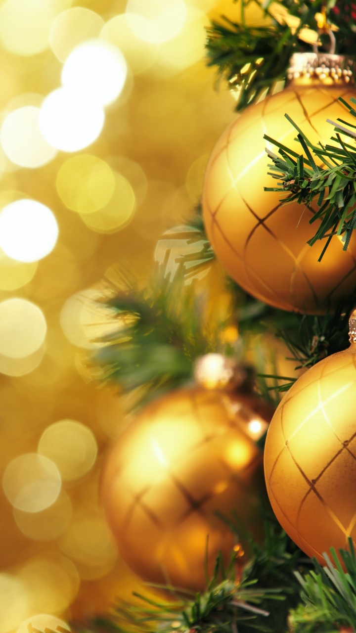 Обои Рождественский день, рождественский орнамент, елка, праздник, Рождественские украшения в разрешении 720x1280