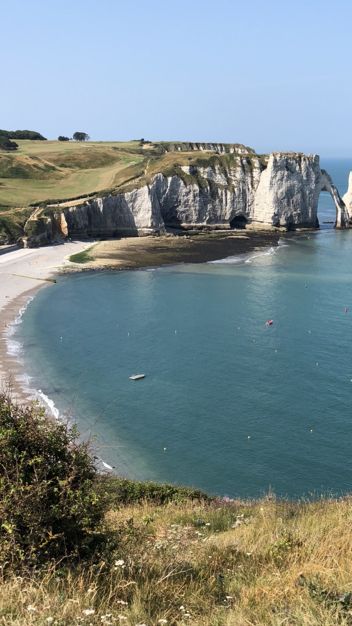 Обои Авальская скала, водоем, побережье, природный ландшафт, рок в разрешении 720x1280
