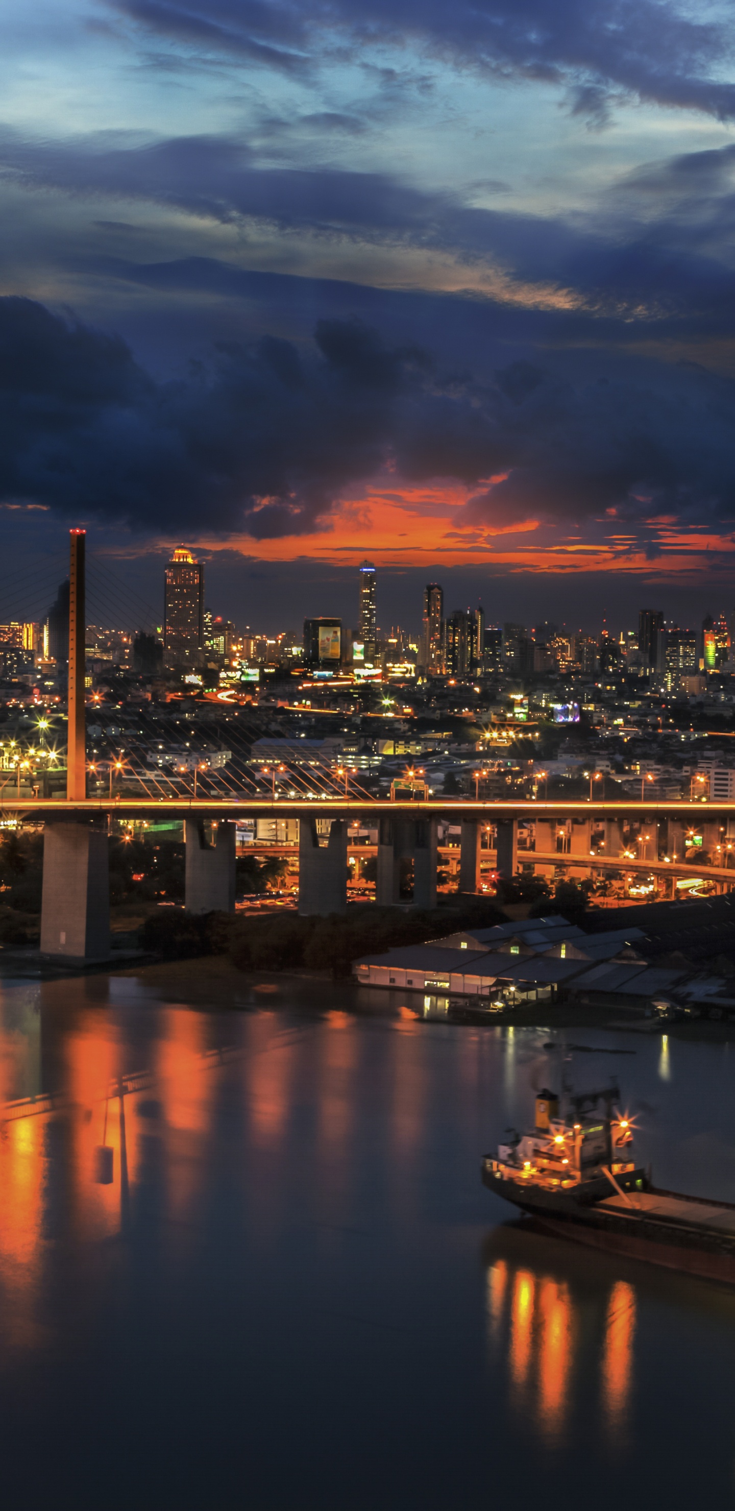 Обои Бангкок, городской пейзаж, отражение, город, сумрак в разрешении 1440x2960