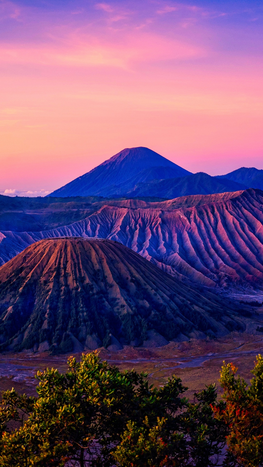 Обои Гора Бромо, вулкан, пейзажи гор, гора, закат в разрешении 1080x1920