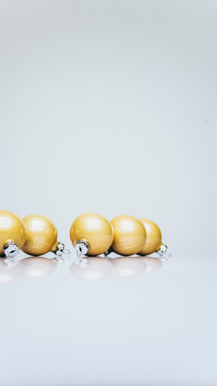 Обои Рождественский Магазин, растение, цвет беж, Рождественские украшения, рождественский орнамент в разрешении 750x1334