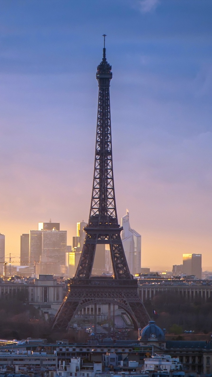 Обои Эйфелева башня, городской пейзаж, ориентир, город, вышка в разрешении 720x1280