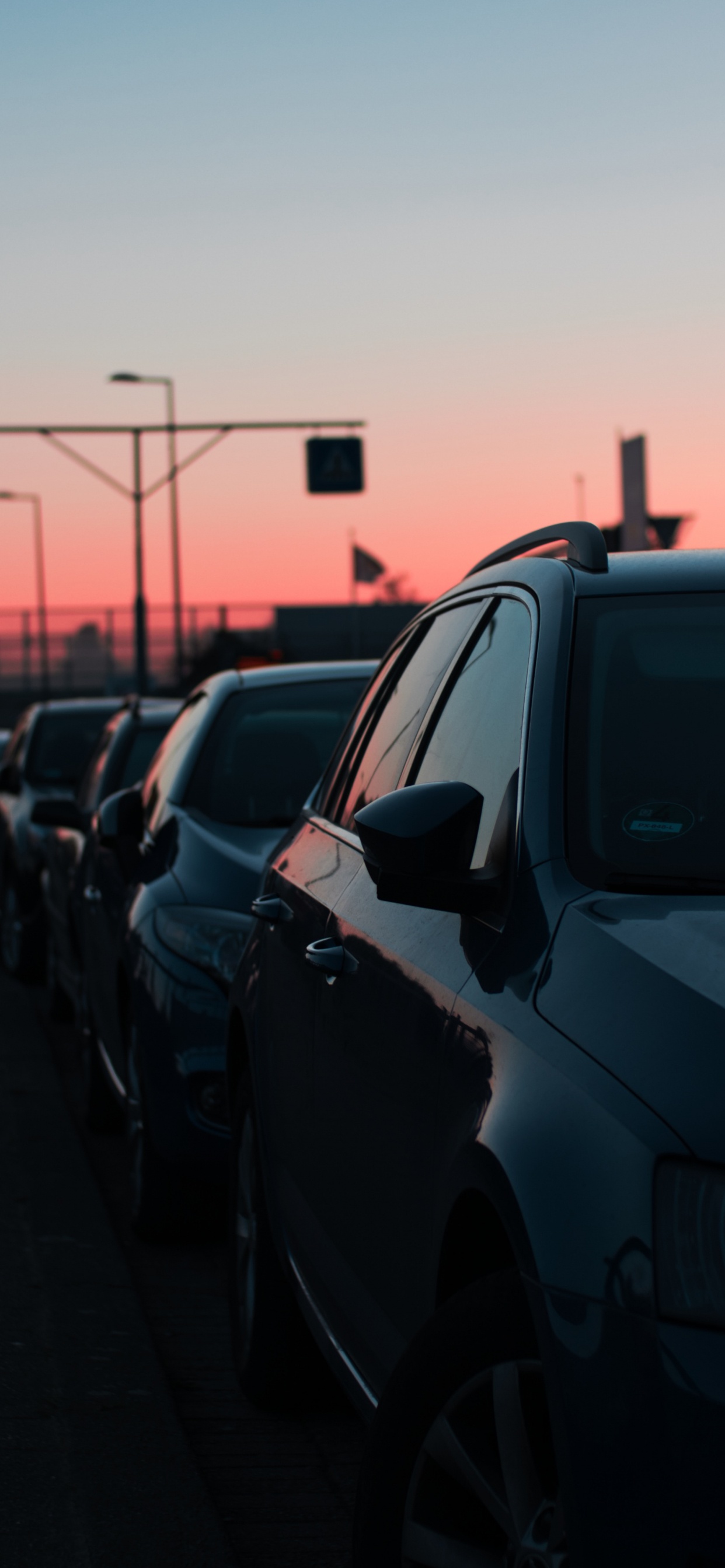 Обои авто, транспорт, автомобильный экстерьер, дорога, трафик в разрешении 1242x2688