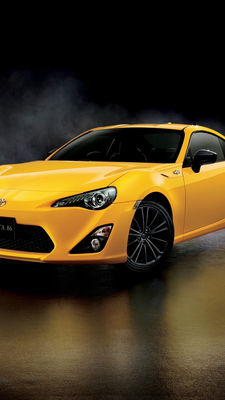Обои спорткар, toyota, авто, scion, желтый в разрешении 720x1280