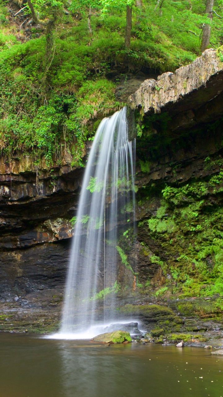 Обои sgwd Глэдис леди падает, Henrhyd Падает, Брекон-Биконс, водопад, парк в разрешении 720x1280