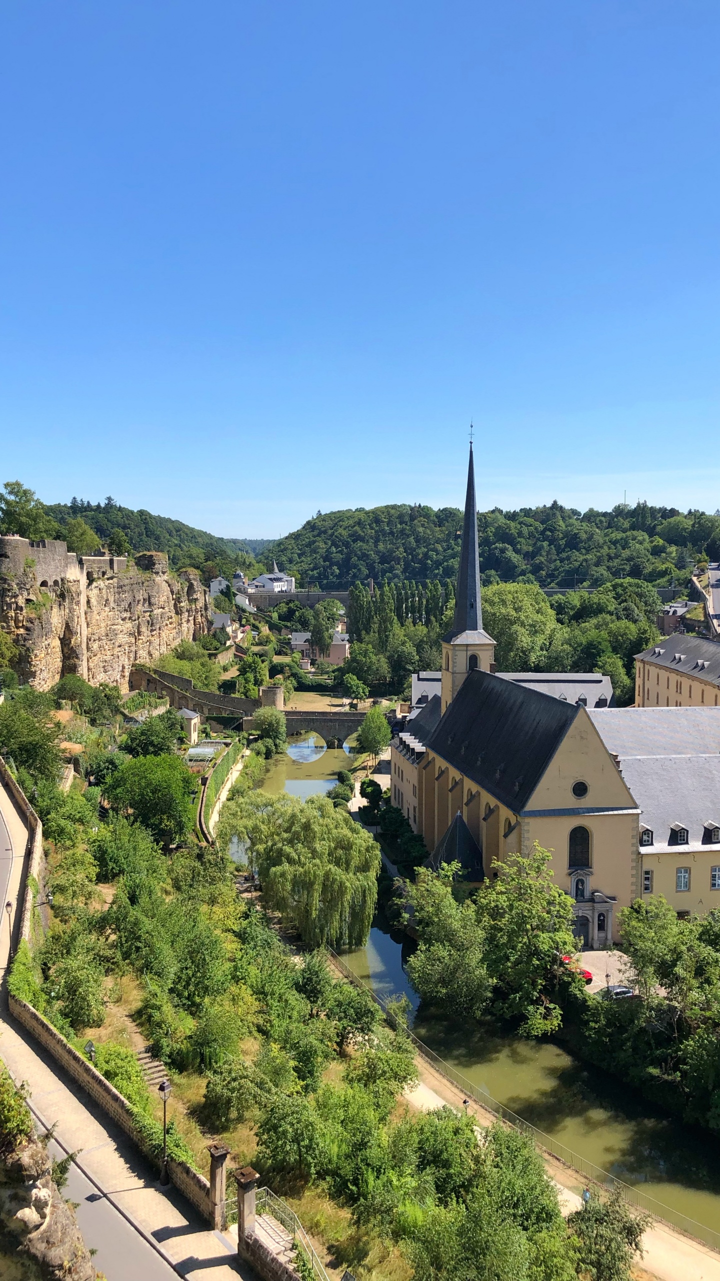 Обои Люксембург, туризм, наука, биология, водоем в разрешении 1440x2560